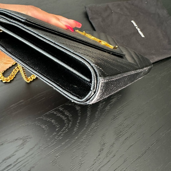 YSL Large Wallet on Chain - Picture 5 of 11